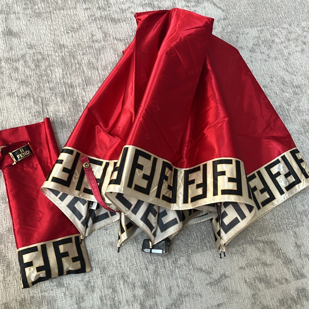Fendi Monogram Umbrella - Picture 13 of 13